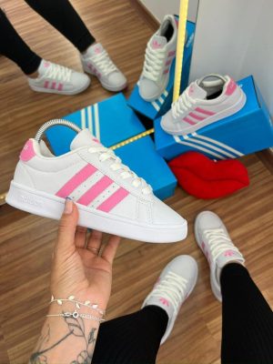 Tênis Adidas